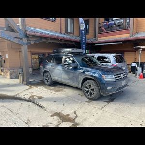 Meet your Posher, Luis